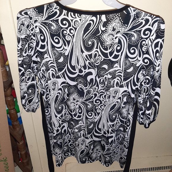 Reitmans XL Blouse with ties - Picture 3 of 3